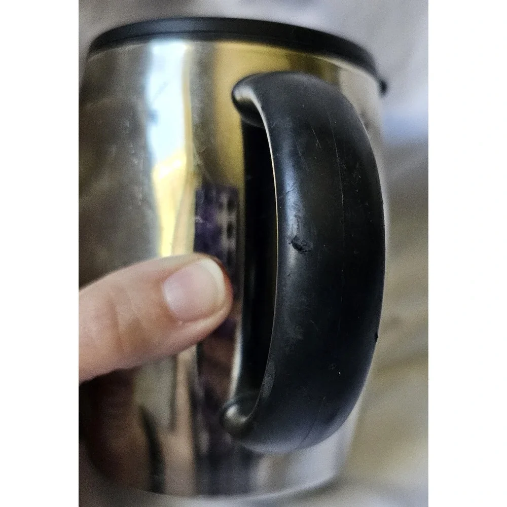 2 Starbucks: 2012 Stainless Barrel Hot/Cold & 2020 Xmas Navy Poinsettia Ceramic - Picture 6 of 15